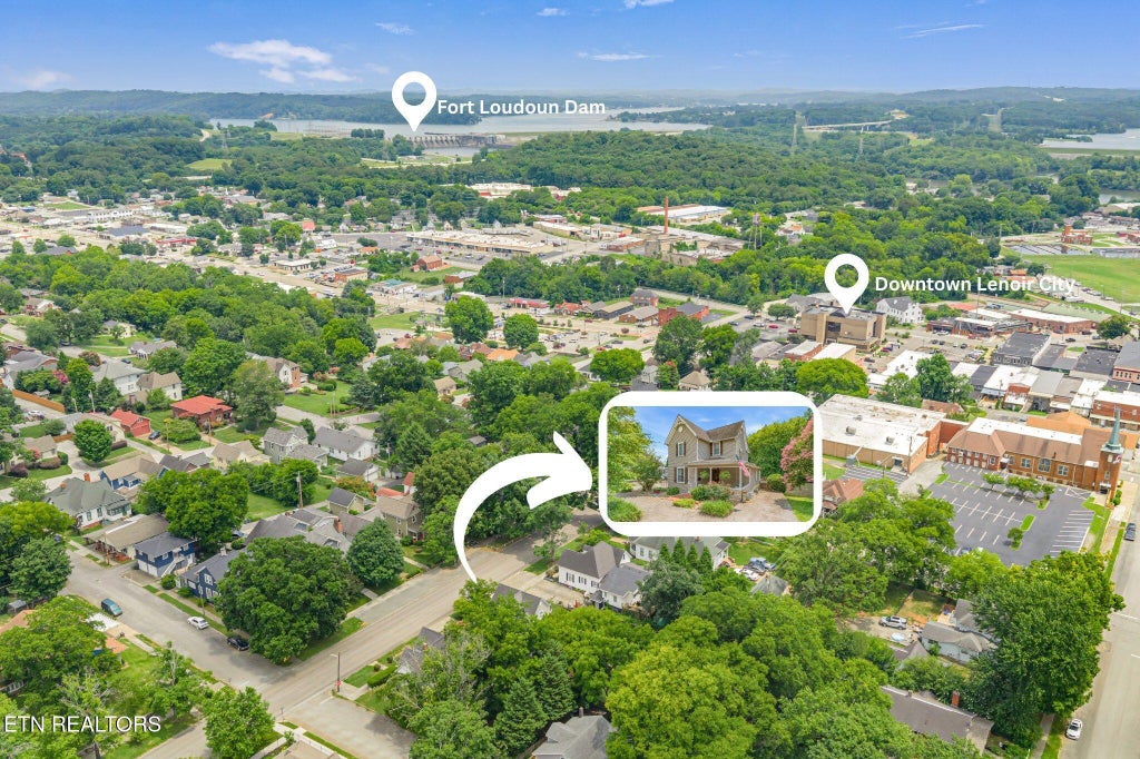 Photo of 306 Kingston St, Lenoir City, TN 37771 (MLS # 1346301)