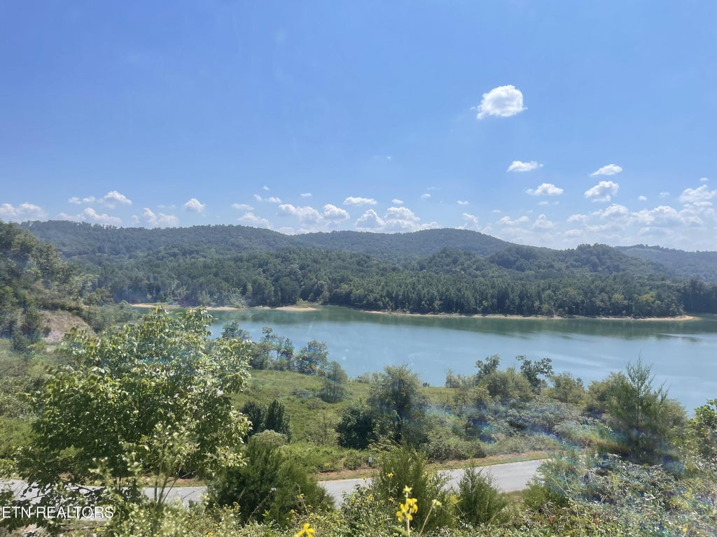 Photo of 0 Windward Blvd, Tazewell, TN 37879 (MLS # 1354815)