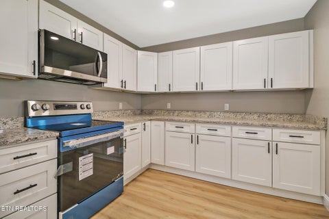 Tiny photo for 147 Athens Rd, Oak Ridge, TN 37830 (MLS # 1353242)