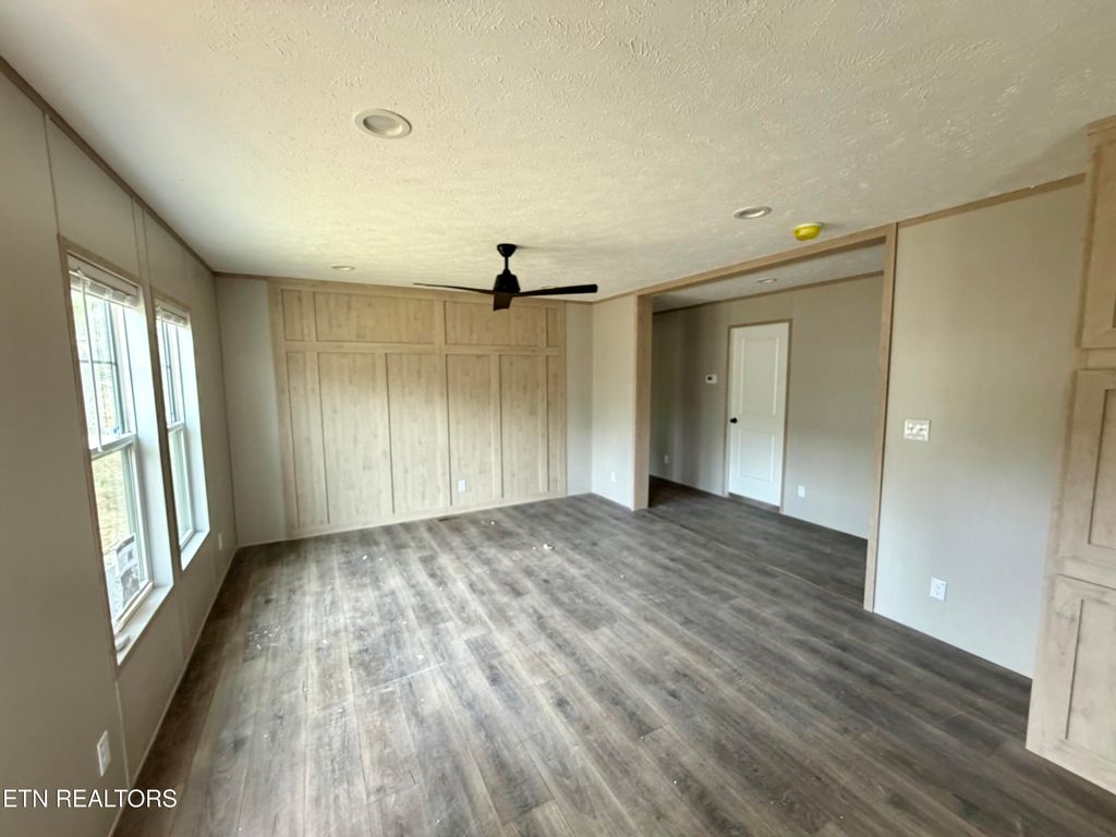 Photo of 197 Serrento Lane, New Tazewell, TN 37825 (MLS # 1336773)