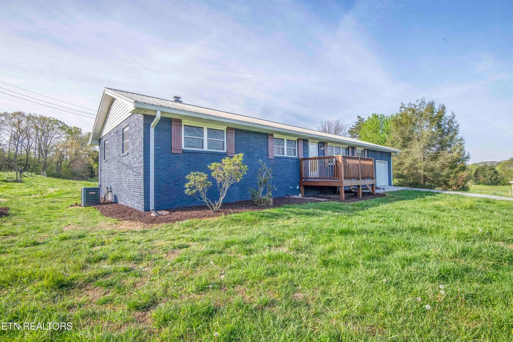 Photo of 10732 Richland Rd, Mascot, TN 37806 (MLS # 1336252)