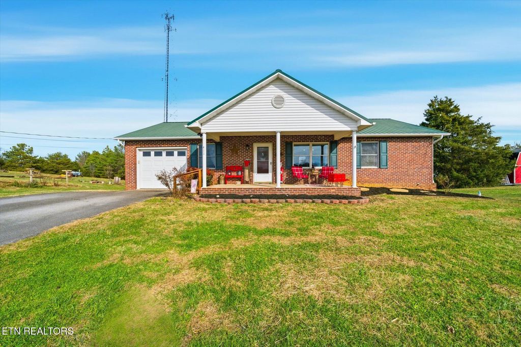 Photo of 411 Meadowbreeze Rd, Corryton, TN 37721 (MLS # 1325068)