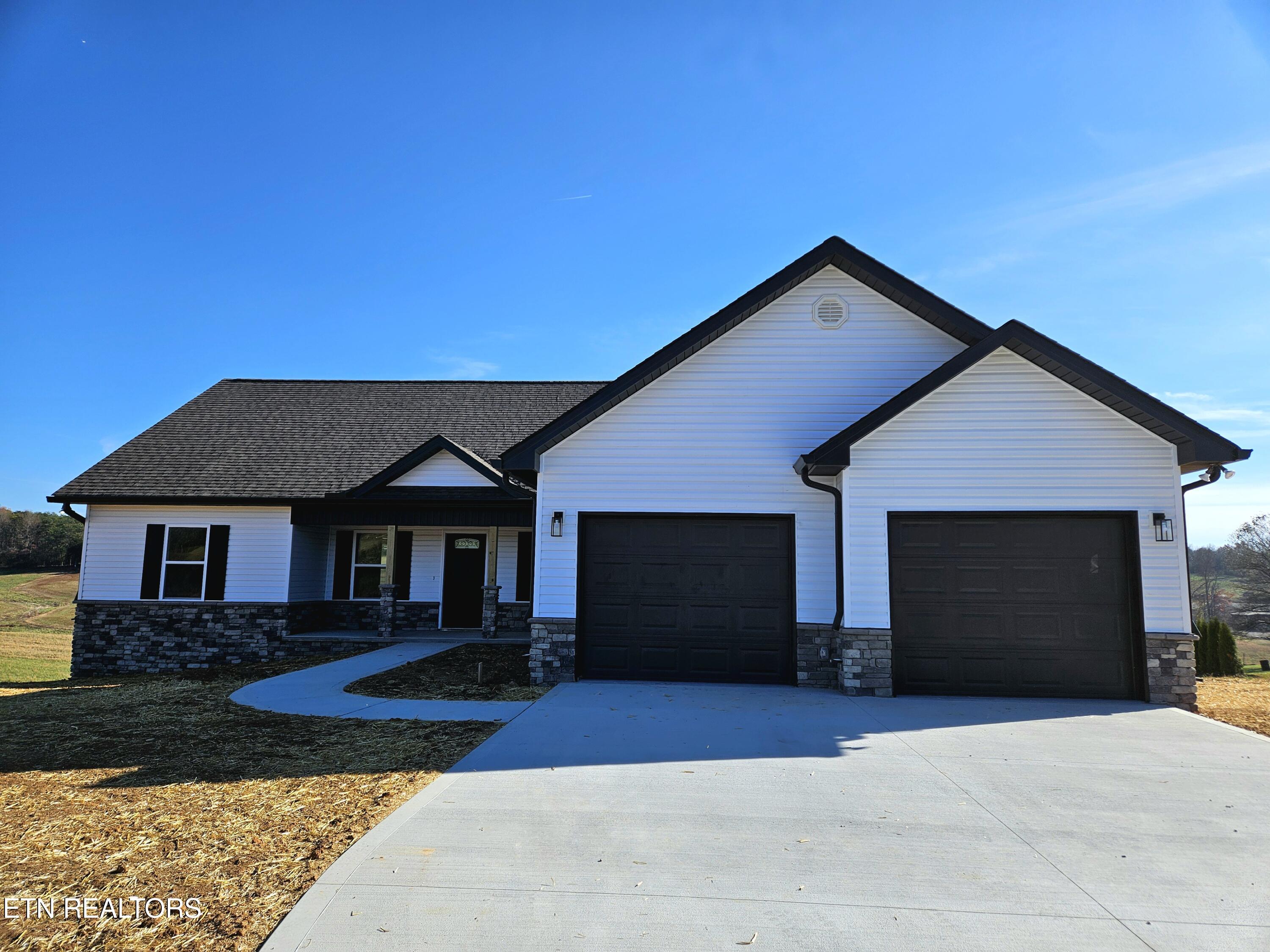 244 Thompson Rd