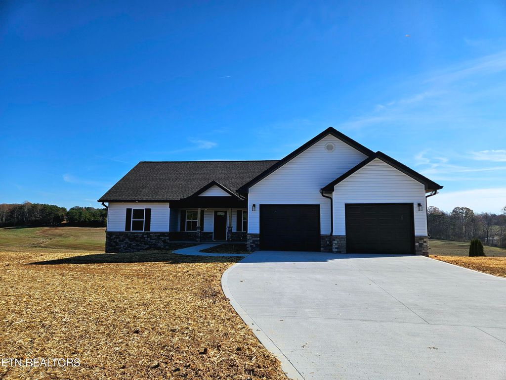 Photo of 244 Thompson Rd, Madisonville, TN 37354 (MLS # 1306907)