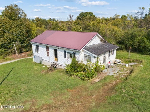 Tiny photo for 432 N Farnum St, Friendsville, TN 37737 (MLS # 1359304)