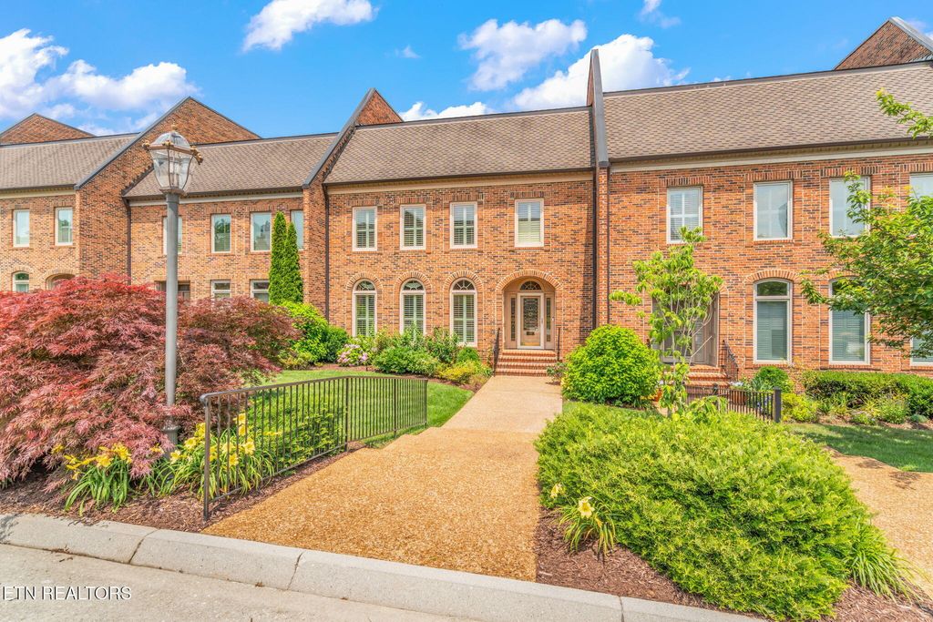 Photo of 3340 Kingston Pike #10, Knoxville, TN 37919 (MLS # 1342265)