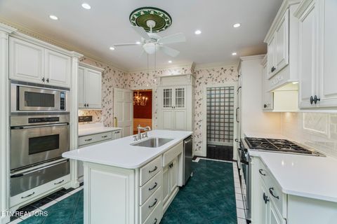Tiny photo for 3340 Kingston Pike #10, Knoxville, TN 37919 (MLS # 1342265)