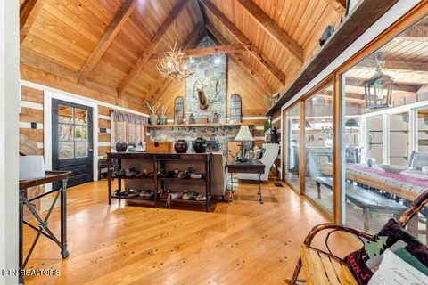 Tiny photo for 450 Emory River Rd, Harriman, TN 37748 (MLS # 1328029)