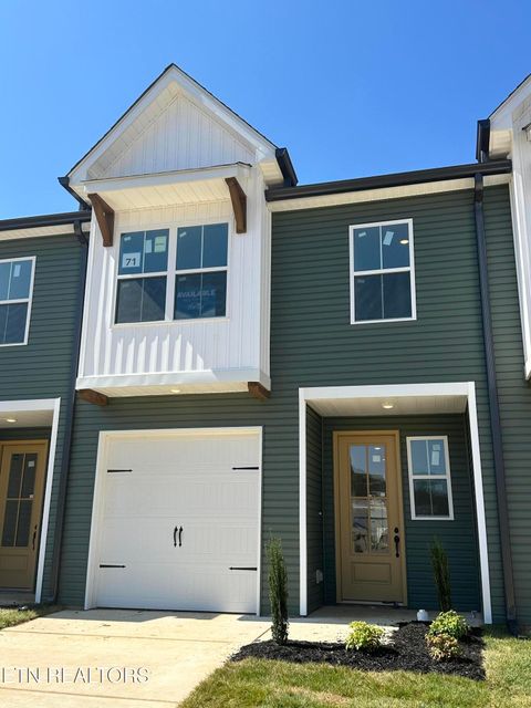 1749 Lateglow Way Knoxville TN 37931