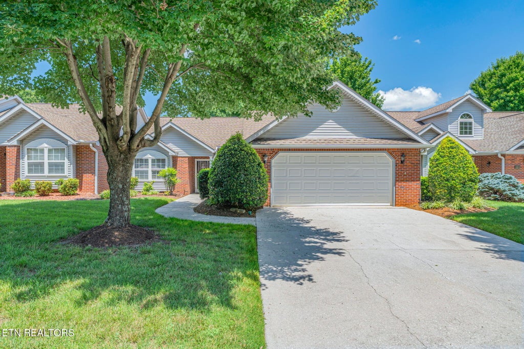 Photo of 715 Cedar Lane #102, Knoxville, TN 37912 (MLS # 1348937)