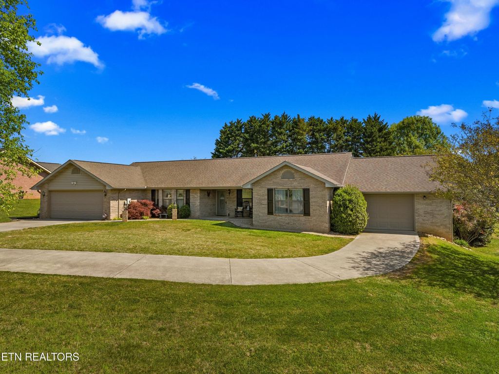 Photo of 513 John Ellis Drive, Kodak, TN 37764 (MLS # 1337009)