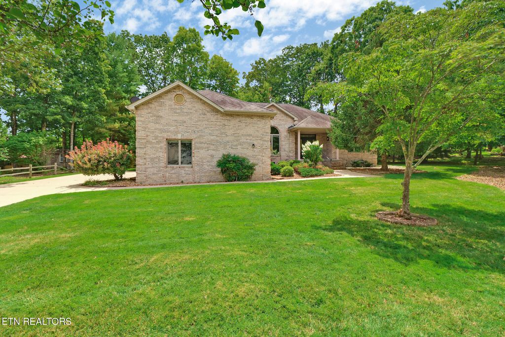Photo of 163 Havenridge Circle, Crossville, TN 38558 (MLS # 1311227)