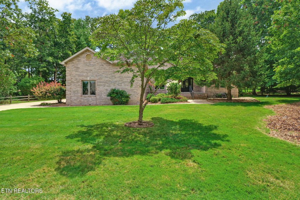 Photo of 163 Havenridge Circle, Crossville, TN 38558 (MLS # 1311227)