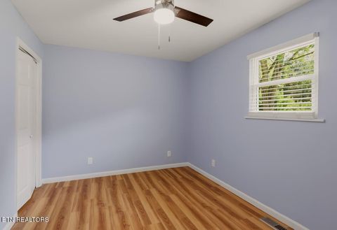 Tiny photo for 111 Azalea St, Sweetwater, TN 37874 (MLS # 1347774)