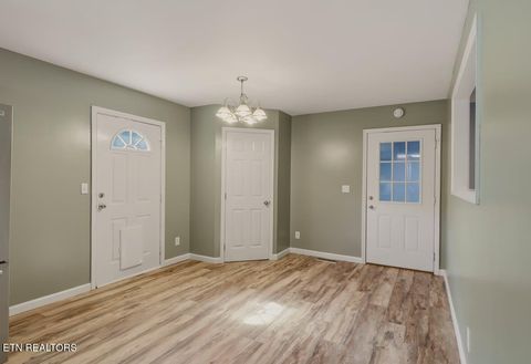 Tiny photo for 111 Azalea St, Sweetwater, TN 37874 (MLS # 1347774)