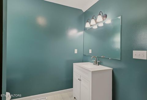 Tiny photo for 111 Azalea St, Sweetwater, TN 37874 (MLS # 1347774)