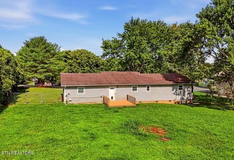 Tiny photo for 111 Azalea St, Sweetwater, TN 37874 (MLS # 1347774)