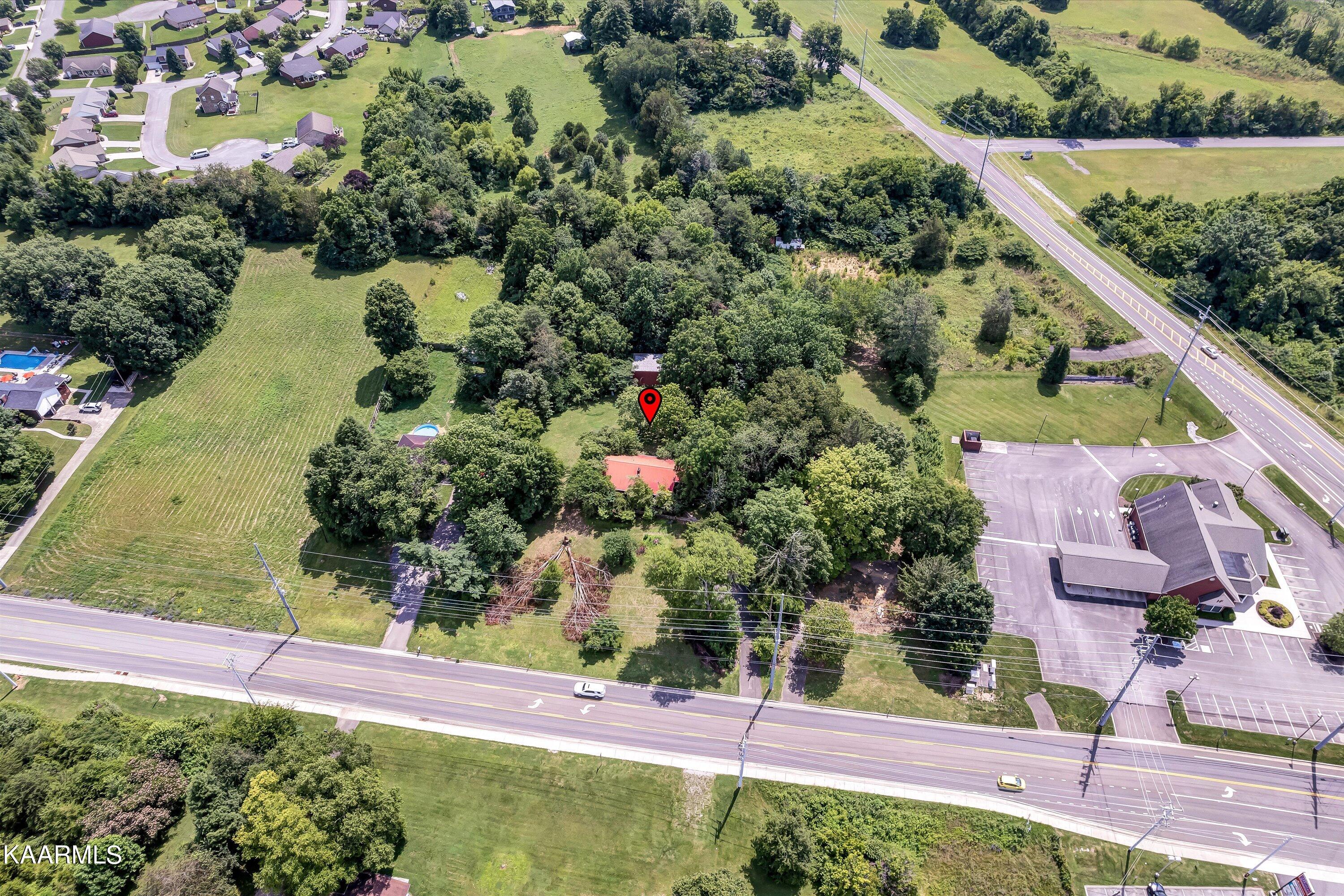 7512 Tazewell Pike