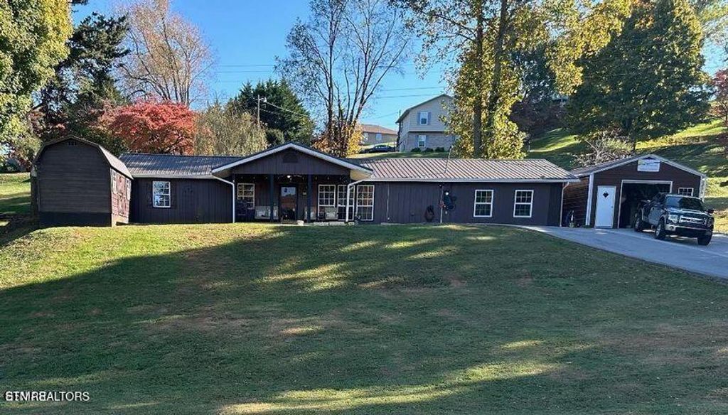 Photo of 319 Navaho Drive, Seymour, TN 37865 (MLS # 1289903)