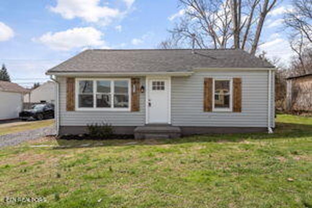 Photo of 1817 Kettering Rd, Alcoa, TN 37701 (MLS # 1254857)