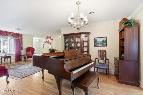 Tiny photo for 609 S Charles G Seivers Blvd, Clinton, TN 37716 (MLS # 1349991)