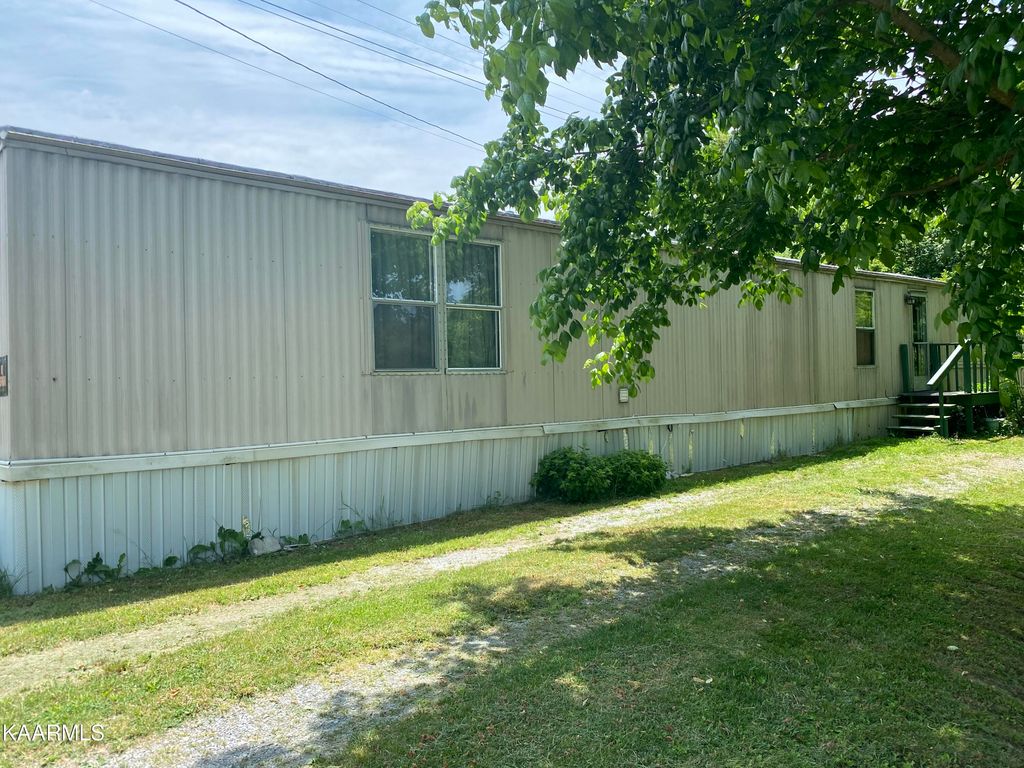 Photo of 120 Fultz Lane Lane, Tazewell, TN 37879 (MLS # 1227953)