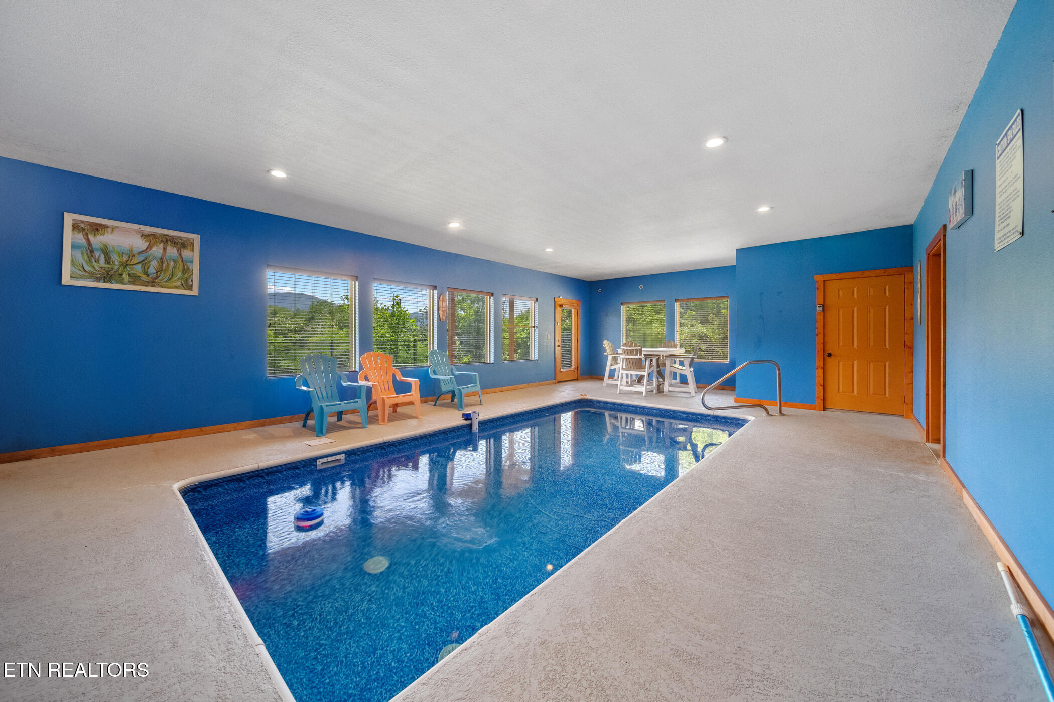 320 Pinnacle Cottage Way