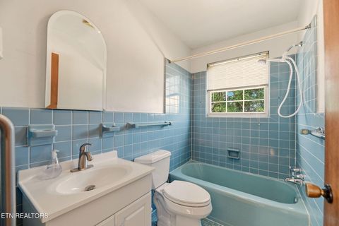 Tiny photo for 7312 Sheffield Drive, Knoxville, TN 37909 (MLS # 1330031)