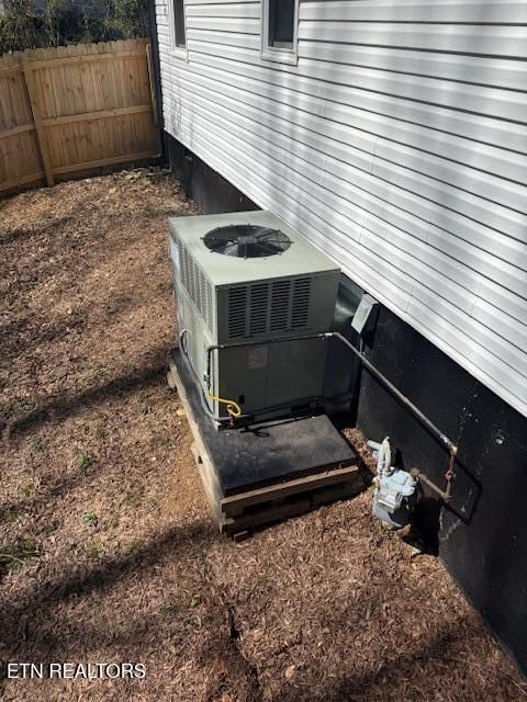 Tiny photo for 133 Briggs Drive, Harriman, TN 37748 (MLS # 1333517)