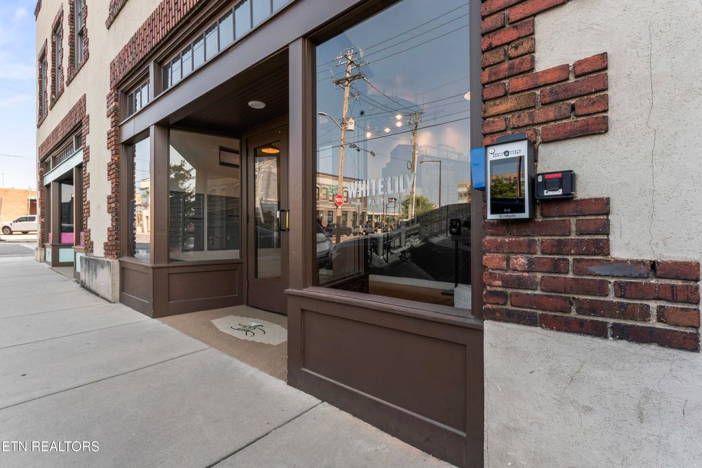 Photo of 222 N Central St #B6, Knoxville, TN 37917 (MLS # 1300255)