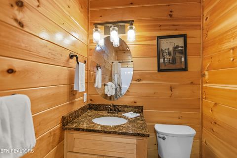 Tiny photo for 2042 Starr Crest Drive, Sevierville, TN 37876 (MLS # 1328302)