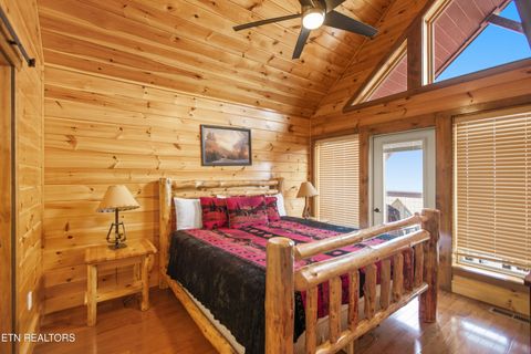 Tiny photo for 2042 Starr Crest Drive, Sevierville, TN 37876 (MLS # 1328302)