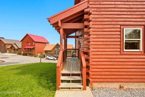 Tiny photo for 2042 Starr Crest Drive, Sevierville, TN 37876 (MLS # 1328302)