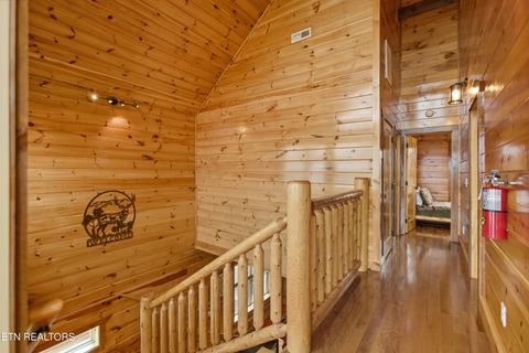 Tiny photo for 2042 Starr Crest Drive, Sevierville, TN 37876 (MLS # 1328302)