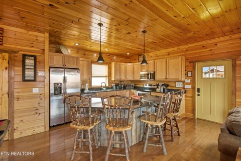 Tiny photo for 2042 Starr Crest Drive, Sevierville, TN 37876 (MLS # 1328302)