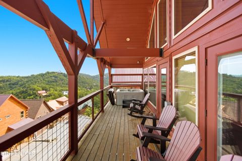 Tiny photo for 2042 Starr Crest Drive, Sevierville, TN 37876 (MLS # 1328302)