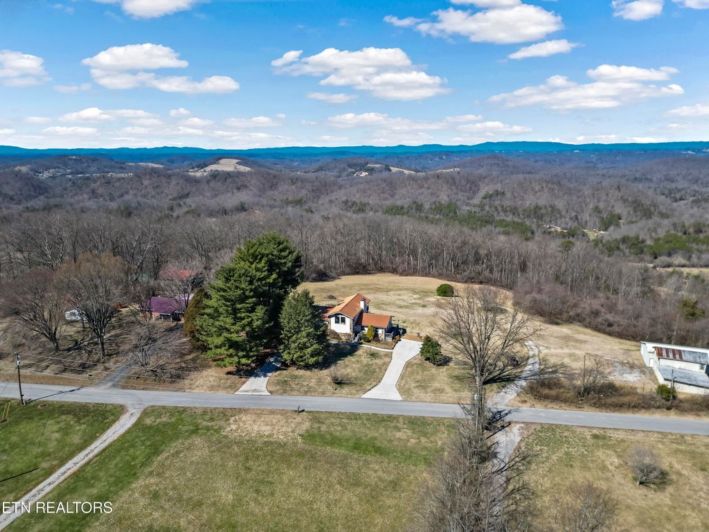 Photo of 740 Fox Hunter Rd, Maynardville, TN 37807 (MLS # 1292523)