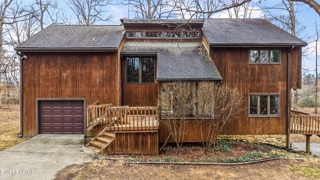 Photo of 5207 Green Rd, Maryville, TN 37804 (MLS # 1331390)