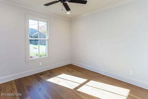 Tiny photo for 14 Bent Oak Lane, Crossville, TN 38558 (MLS # 1328285)