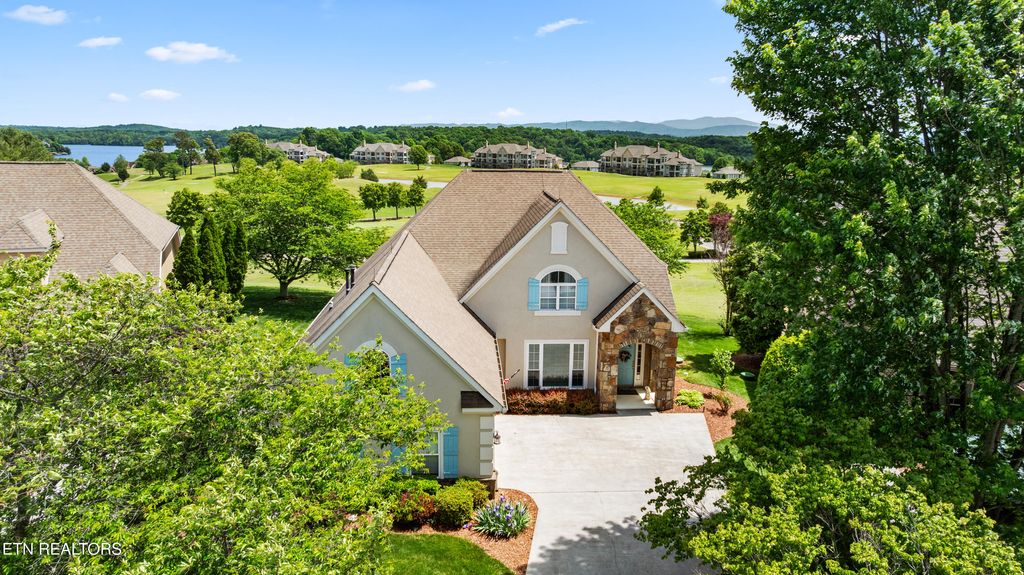 Photo of 204 Kingbird Drive, Vonore, TN 37885 (MLS # 1338810)
