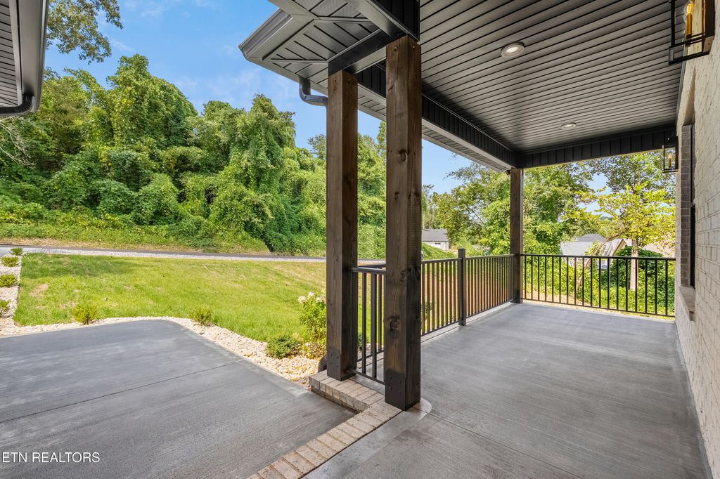Photo of 118 Nuhya Way, Loudon, TN 37774 (MLS # 1314530)