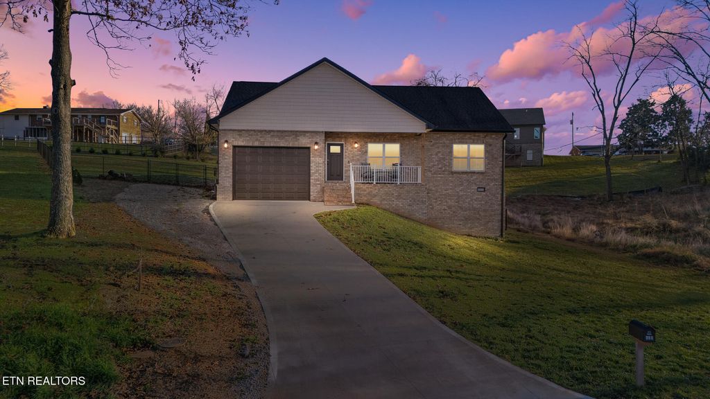 Photo of 409 Commanche Tr, Seymour, TN 37865 (MLS # 1324134)