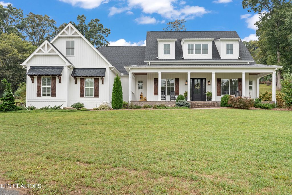 Photo of 828 Reed Drive, Powell, TN 37849 (MLS # 1316806)