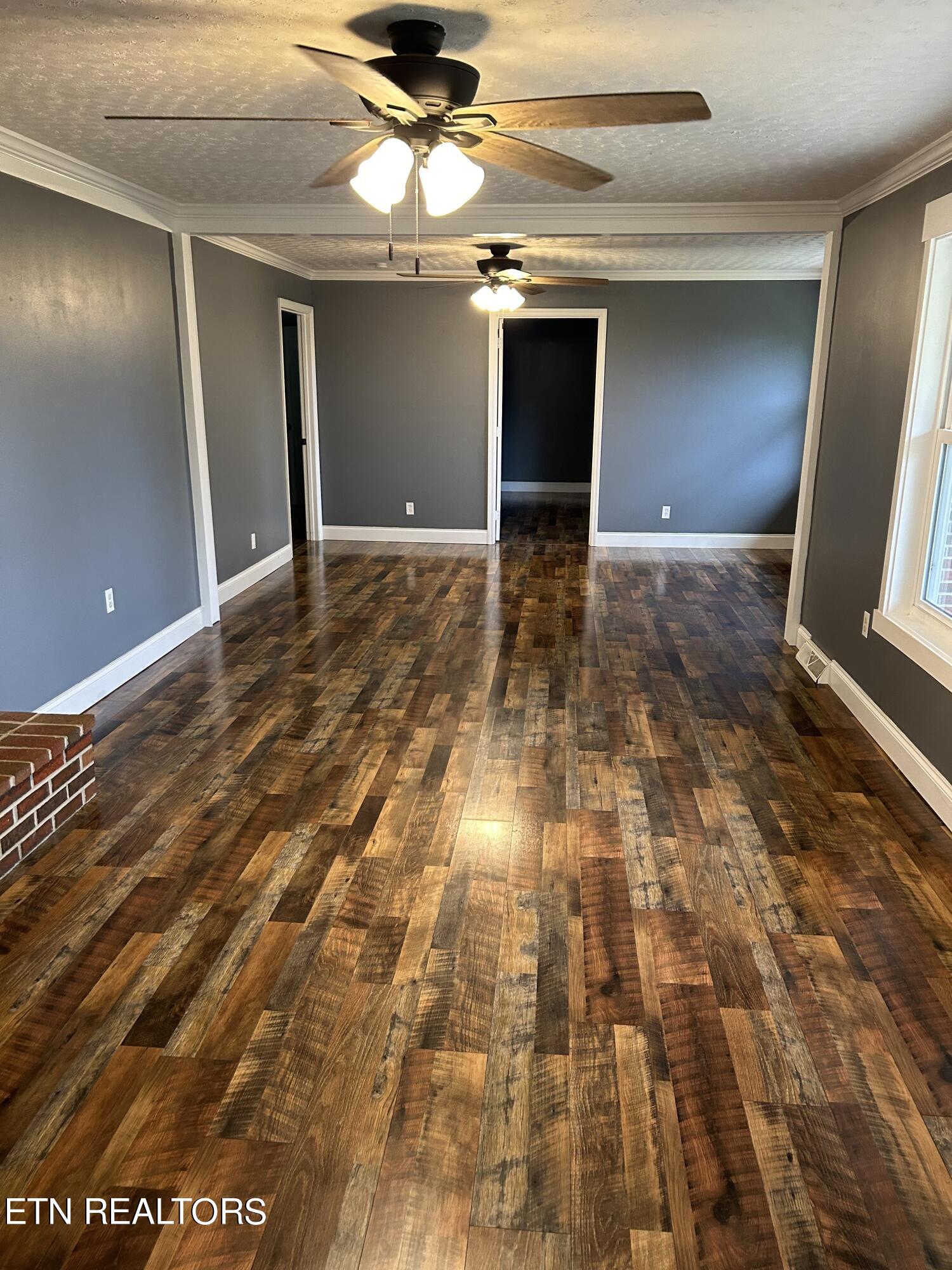 221 Greer Lane