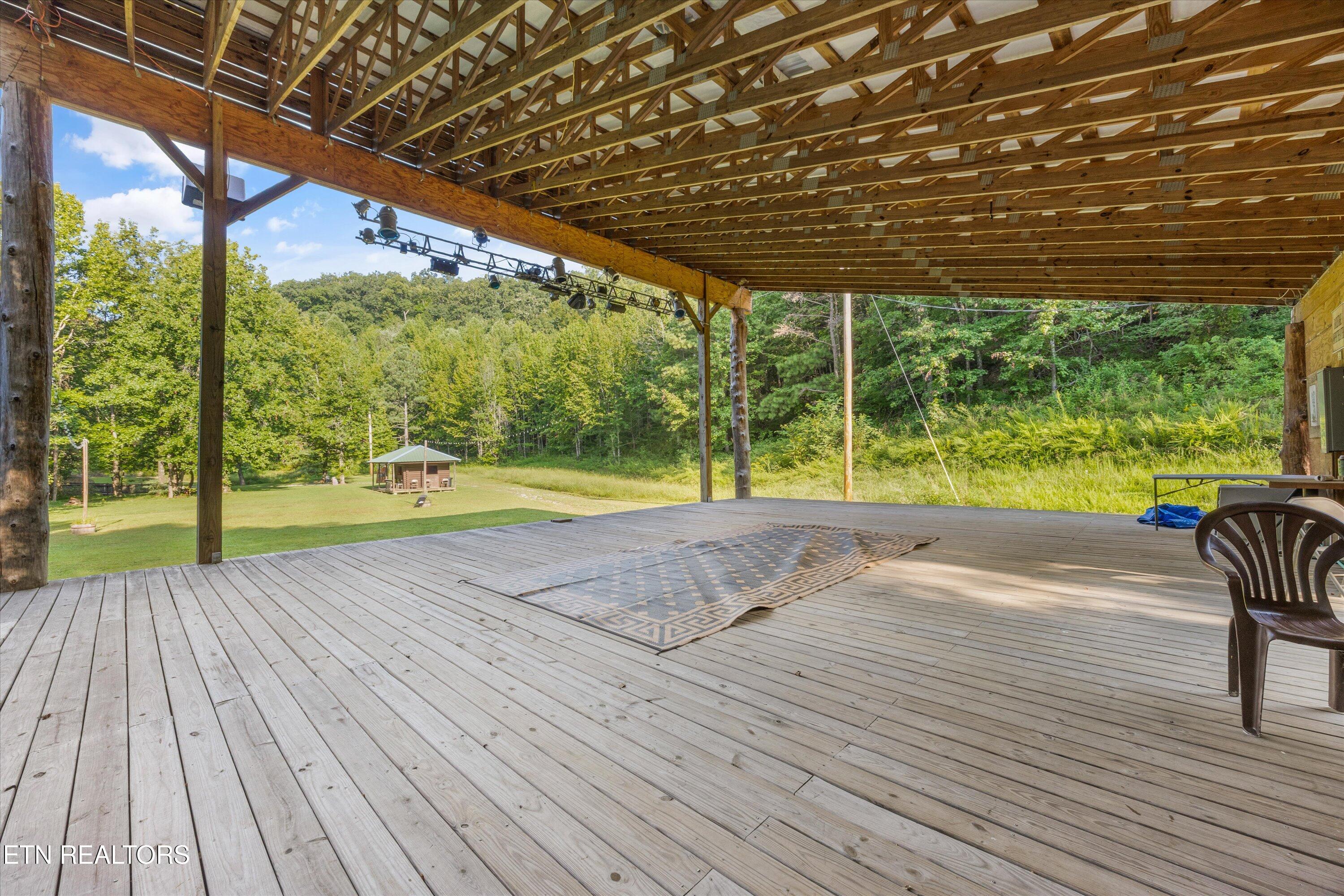Winfield, Tennessee, 37892, United States, 18 Bedrooms Bedrooms, ,8 BathroomsBathrooms,Residential,Active,1920273