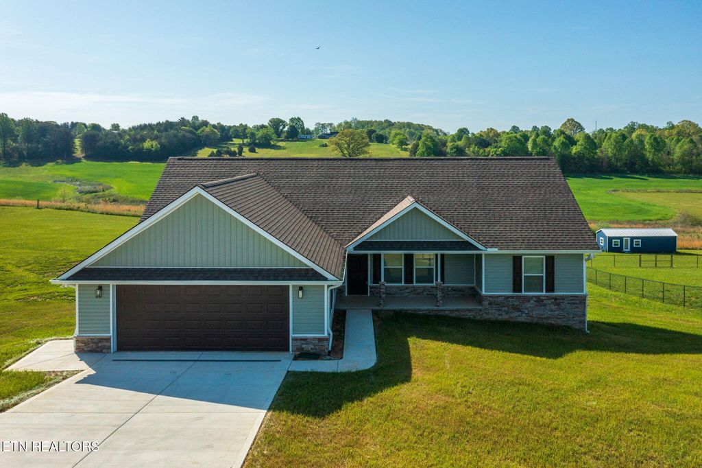 Photo of 254 Thompson Rd, Madisonville, TN 37354 (MLS # 1327221)
