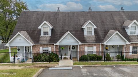 Photo of 2106 Silverbrook Drive, Knoxville, TN 37923 (MLS # 1318088)
