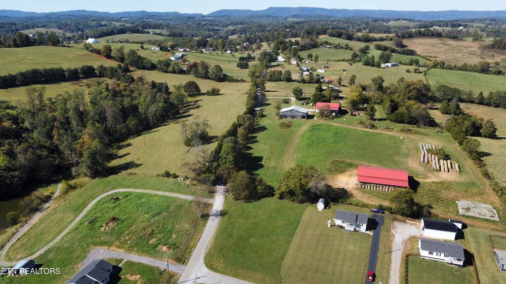 Photo of 175 Lookout Drive, Rutledge, TN 37861 (MLS # 1319931)