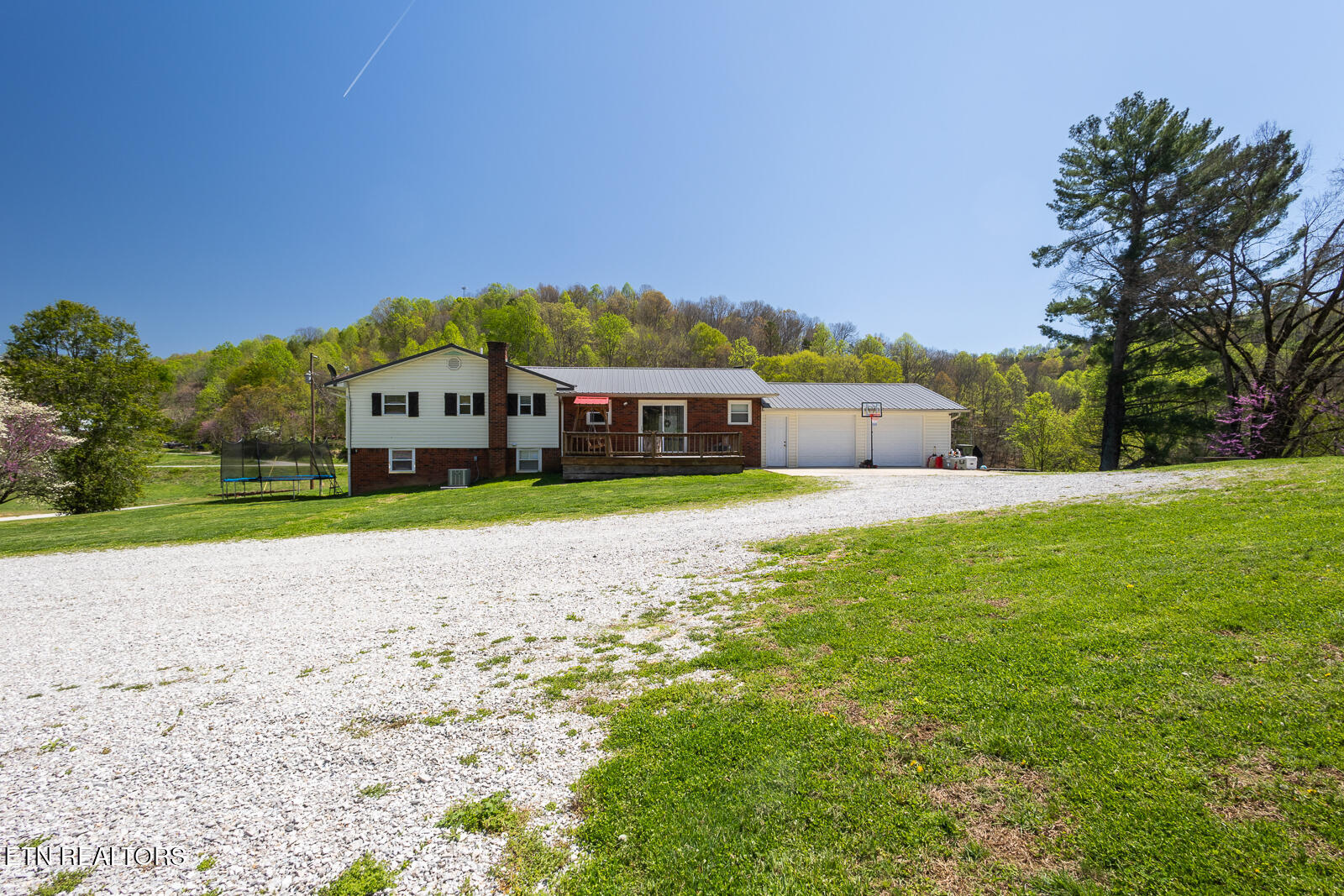 351 White Lane