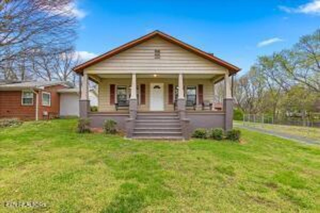 Photo of 109 Fisher St, Athens, TN 37303 (MLS # 1340397)